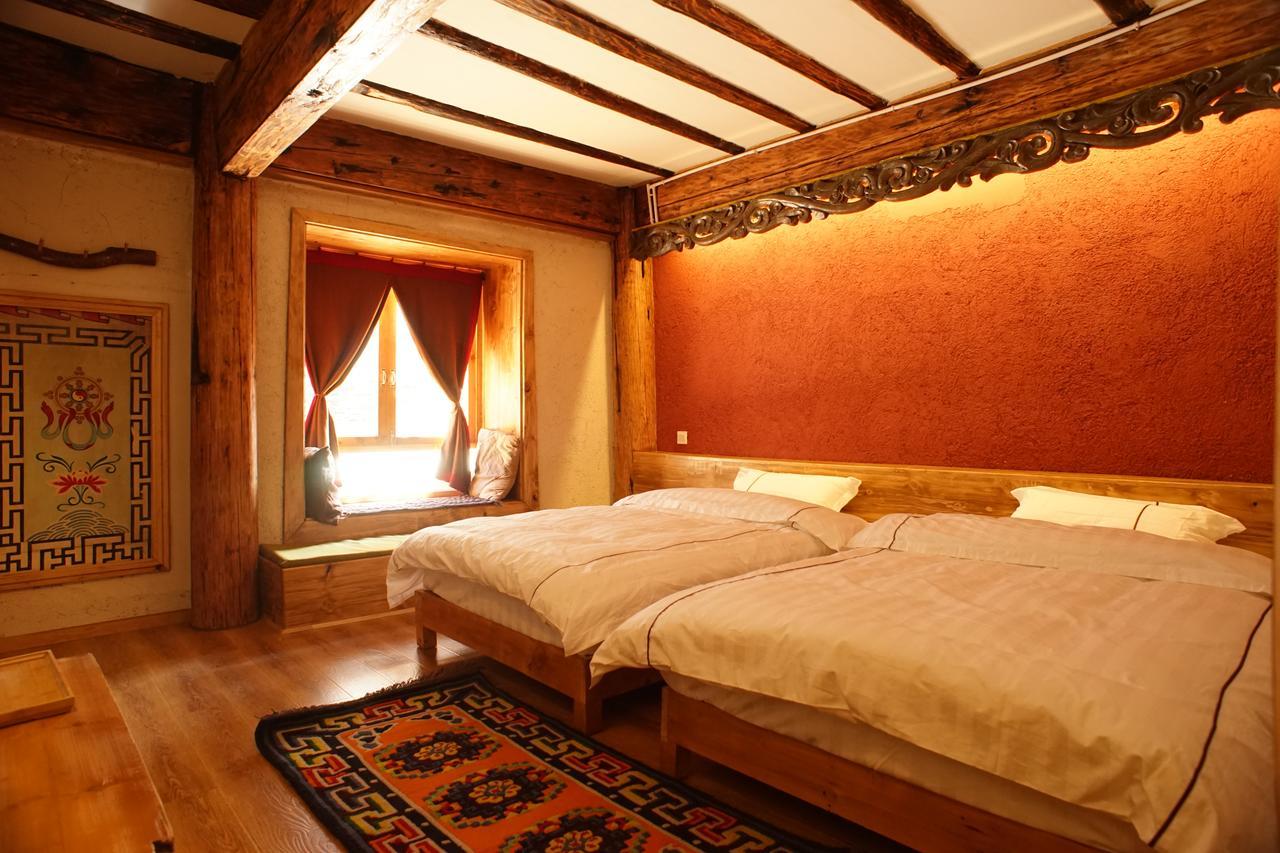 Courtyard Shangri-La 藏舍小院 Bagian luar foto